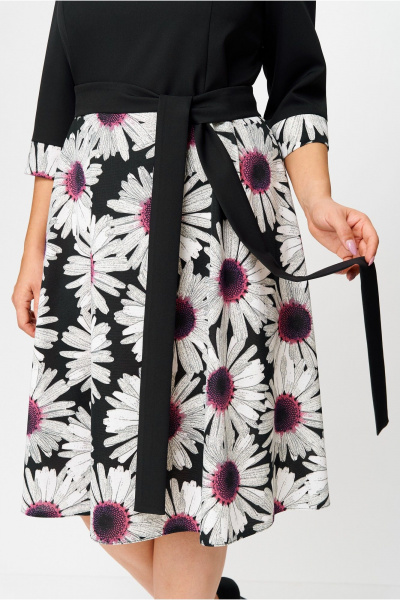 Трикотажное платье с талиевыми вытачками и поясом Moda Versal П1949 черный+фиолет - фото 3