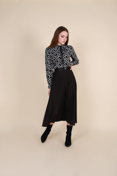 Юбка из текстиля на зиму, классический крой Motif 1515 - фото 2