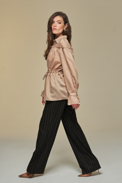 Блуза из текстиля с баской и пышными рукавами DEVITA 6014 соломенный - фото 12