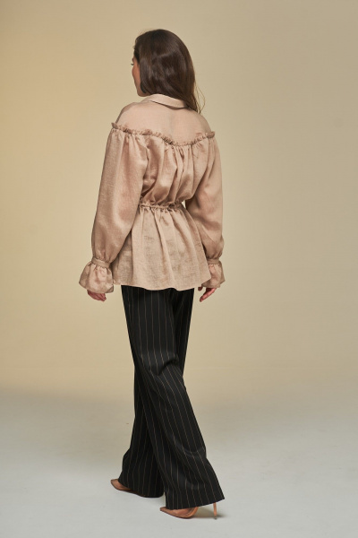 Блуза из текстиля с баской и пышными рукавами DEVITA 6014 соломенный - фото 10