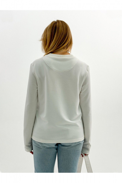 Джемпер из трикотажа с авторским принтом и шелкографией DEVITA 8001 молочный - фото 12