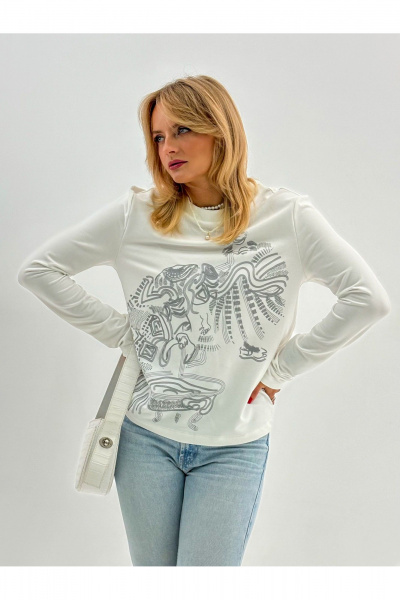 Джемпер из трикотажа с авторским принтом и шелкографией DEVITA 8001 молочный - фото 6