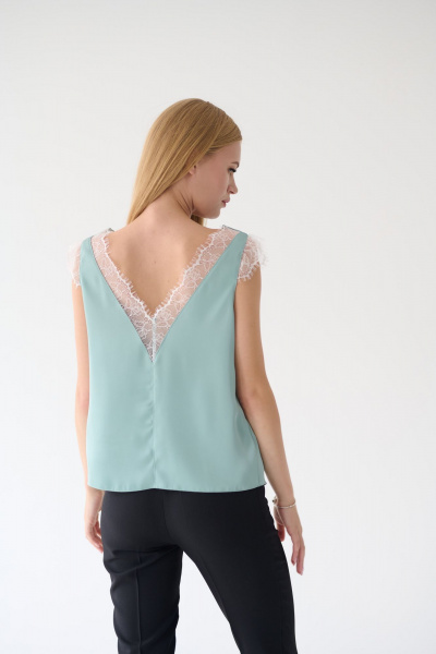 Белая шелковистая блуза в бельевом стиле с кружевными деталями Мастер Мод 854ас мята - фото 7
