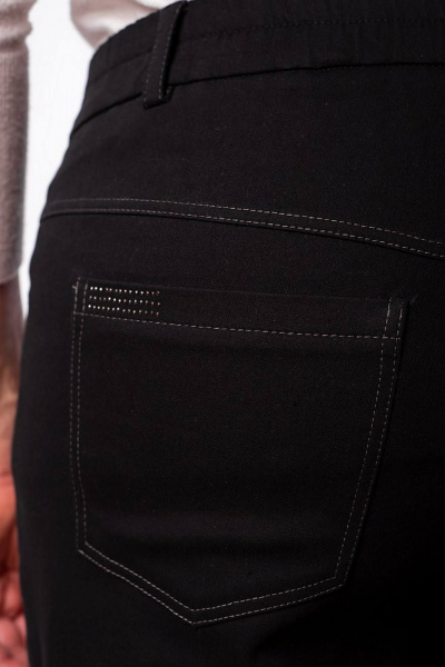 Черные джинсы прямого силуэта с стразами и резинкой Camelia 2232 1 - фото 5