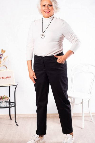 Черные джинсы прямого силуэта с стразами и резинкой Camelia 2232 1 - фото 1