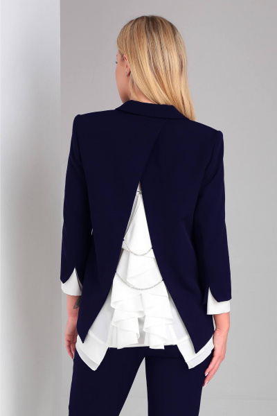 Деловой костюм из текстиля с эффектной спинкой и юбкой DOGGI 2904/1 синий - фото 3