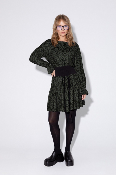 Платье текстильное с поясом-шнуровкой для демисезона PiRS 5424 хаки - фото 1