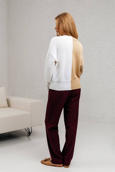 Джемпер с разными цветами и заниженной линией плеч Romgil РВ0143-ХЛ5 соломенный,белый - фото 5