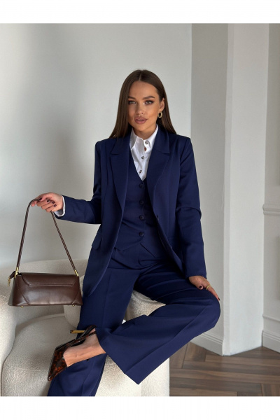 Деловой костюм: брюки, жакет и жилет из текстиля, демисезон Dilana VIP 1993 синий - фото 7