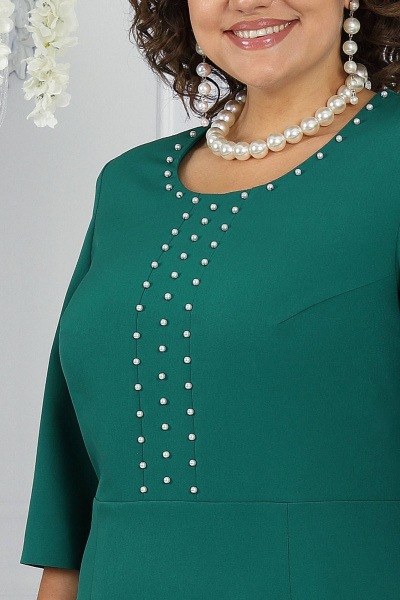 Классический костюм жакет и платье из костюмной ткани-зеленый Ninele 7469 изумруд - фото 12