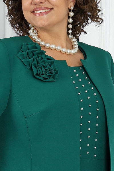 Классический костюм жакет и платье из костюмной ткани-зеленый Ninele 7469 изумруд - фото 9