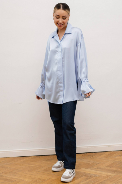Блузка из атласа с рукавом и бантиком на манжете Ivera 5134 голубой - фото 4