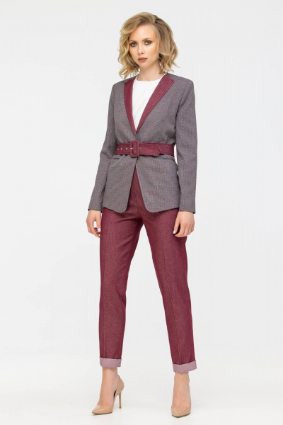 Красный костюм из текстиля с вариациями фактур Domna 16068 бордо - фото 3