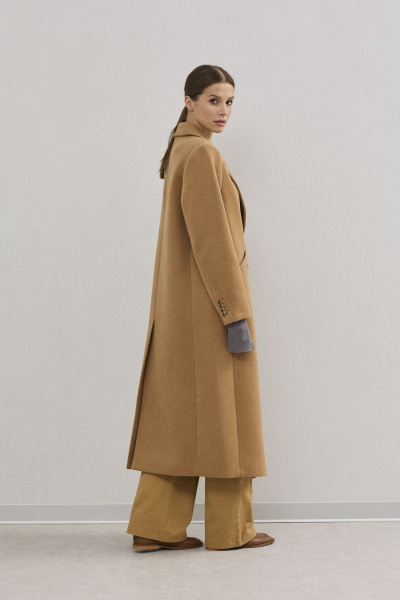 Пальто из пальтовой ткани с прорезными карманами и шлицей DAVA 7001 кэмел - фото 4