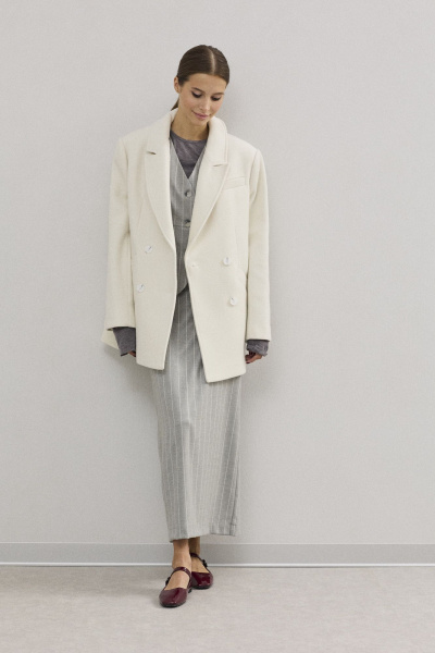 Пальто двубортное молочное из пальтовой ткани с карманами DAVA 7005 молочный - фото 1