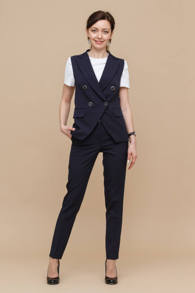 Деловой женский жилет из текстиля на подкладе Domna 8422.170 темно-синий - фото 1