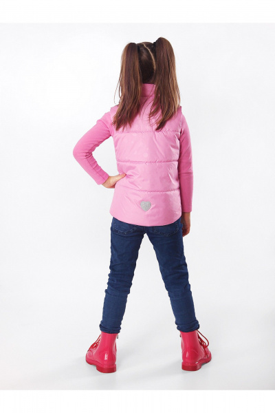 Демисезонный утепленный жилет для девочки с шевроном и рельефами АРТУС 23С88-Р57 розовая_бегония - фото 4