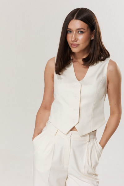 Полуприлегающий жилет из костюмной ткани с петлями T.N.D М322 молоко - фото 1