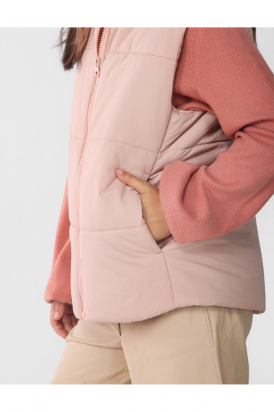 Демисезонный утепленный жилет для девочки с воротником-стойкой АРТУС 23С79-Р57 темная_пудра - фото 5