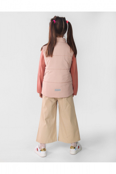 Демисезонный утепленный жилет для девочки с воротником-стойкой АРТУС 23С79-Р57 темная_пудра - фото 4