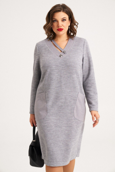 Демисезонное миди платье из трикотажа с накладными карманами Almirastyle 382 - фото 1