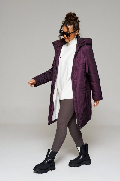 Демисезонное пальто прямого силуэта из плащёвой ткани Beautiful&Free 6238 баклажан - фото 6