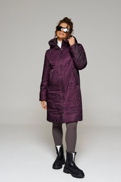 Демисезонное пальто прямого силуэта из плащёвой ткани Beautiful&Free 6238 баклажан - фото 1