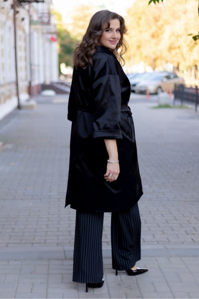 Демисезонный плащ прямого силуэта с поясом и пиджачным воротником Andina city 7010-24 черный - фото 9