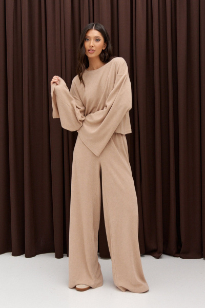 Свободный бежевый джемпер из трикотажа с широким рукавом ANNETE A990 - фото 3