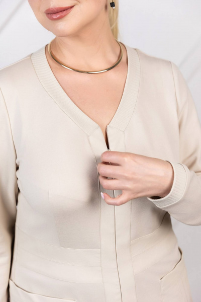 Платье комбинированное из трикотажа и эко-кожи с карманами ASV 2751 бежевый - фото 4