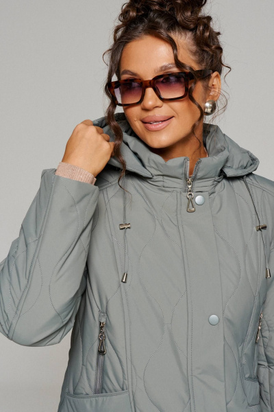 Пальто стёганое демисезонное на каждый день зелёное Beautiful&Free 6231 хаки - фото 3