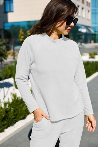 Флис-комплект джемпер и брюки с резинкой и карманами Anastasia 942.1 белый - фото 2