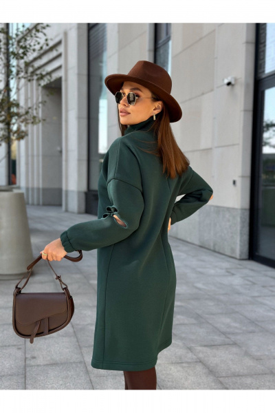 Платье прямого силуэта с коротким рукавом и кружевной вставкой Dilana VIP 2058 темно-зеленый - фото 8