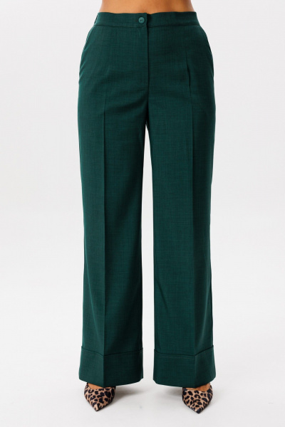 Костюм из костюмной ткани с прямым жакетом и широкими брюками Mubliz 190 изумруд - фото 17