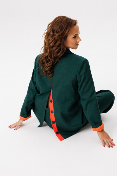 Костюм из костюмной ткани с прямым жакетом и широкими брюками Mubliz 190 изумруд - фото 16