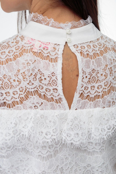 Кружевная блуза из плотного полотна с воланами и воротником-стойкой Anelli 933 белый - фото 6