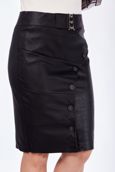 Черная юбка из экокожи с имитацией пряжки и шлицей Klever 425/1 черный_кожа - фото 3
