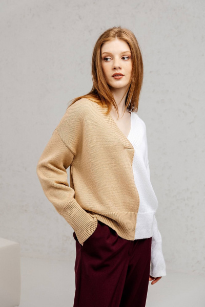 Джемпер прямого силуэта из пряжи с разными тканями и заниженной линией плеч Romgil РВ0023-ХЛ2 соломенный, белый - фото 1
