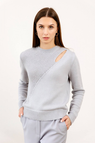 Джемпер вязаный прямой силуэт с разрезом на плече Romgil РВ0123-ХЛ5 жемчужный серый - фото 1