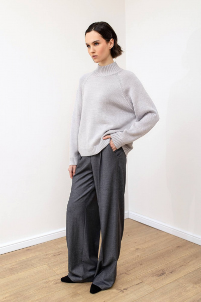Джемпер свободного силуэта из мягкой шерстяной пряжи Romgil РВ0126-ШЕ5 светло-серый - фото 7