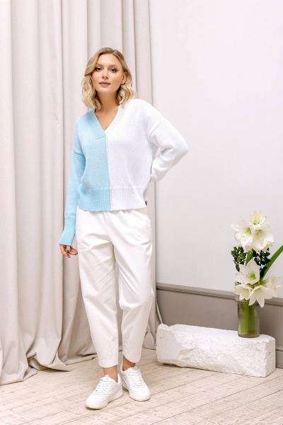 Джемпер из пряжи с заниженной линией плеча из двух цветов Romgil РВ0143-ХЛ5 белый, бледно-голубой - фото 6