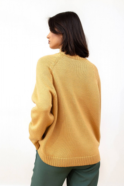 Джемпер оверсайз из шерстяной пряжи для комфортного стиля Romgil РВ0126-ШЕ5 соломенный - фото 2
