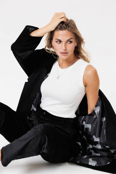 Топ из трикотажа полуприлегающий для круглогодичного ношения PRATA wear S005 белый - фото 4