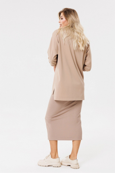 Бежевый трикотажный юбка с разрезом и поясом PRATA wear S006 капучино - фото 6