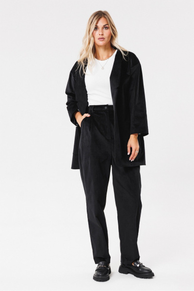 Круглогодичный оверсайз жакет из бархата с стойкой PRATA wear S015 черный - фото 1