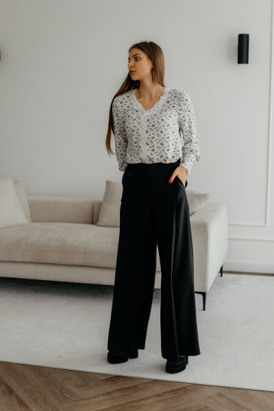 Белая блузка с нагрудными вытачками и длинным рукавом Стильная леди М-621 молочный - фото 2