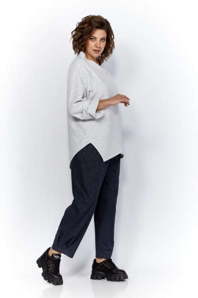 Блуза и брюки из трикотажа с защипами и логотипом Anastasia 1164 меланж/синий - фото 9