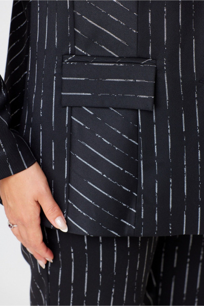 Чёрный деловой комплект из жакета и классических брюк БелЭльСтиль 412+596-08_2023 полоска - фото 8