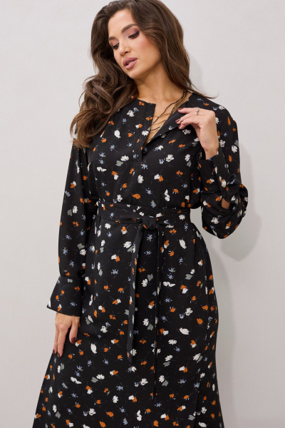 Платье прямого силуэта с поясом и длинным рукавом из текстиля MALI 424-044 черный - фото 3