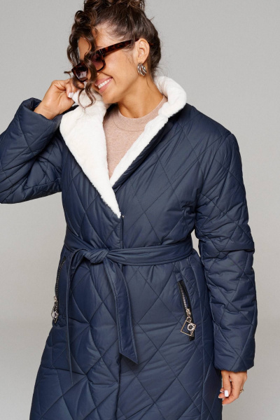 Пальто зимнее прямого силуэта из плащёвой ткани Beautiful&Free 6241 глубокий_синий - фото 5